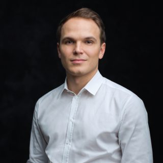 http://bdlaccelerate.com/2016/wp-content/uploads/2016/10/Denys-Zhadanov-320x320.jpg